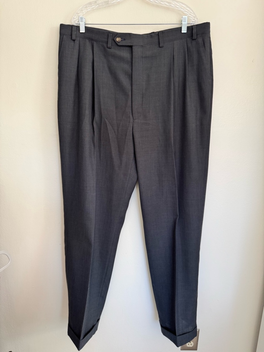 The SANSABELT System Retro Men's Cuffed Pleated Dress Pants - Size 40x32 - Gray